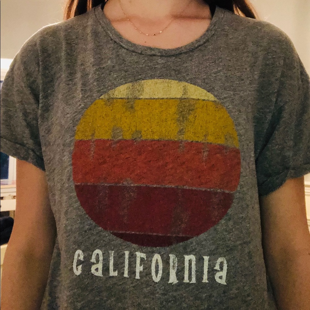California Graphic Tee